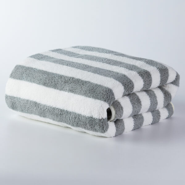Soft Stripe Bath Towel 70 x 140 cm